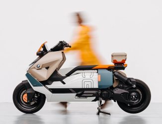 BMW CE 04 Vagabund Moto Concept: Multifunctional e-Scooter for Urban Use