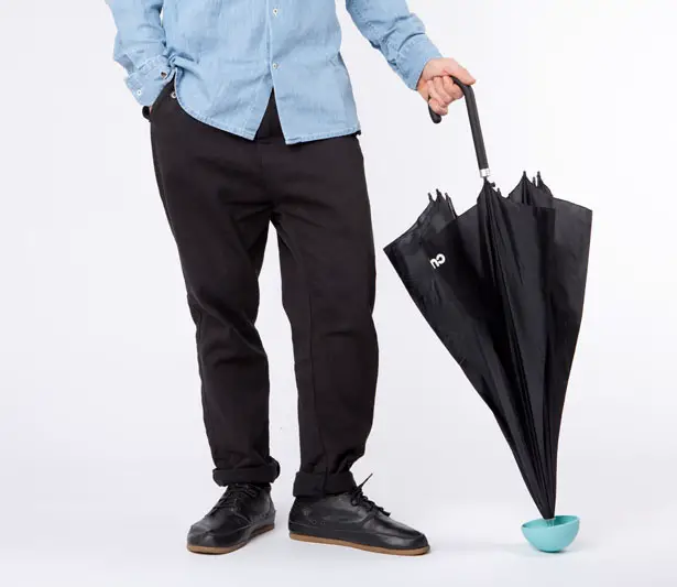 CUP : An Umbrella and A Container To Keep Your Floor Dry