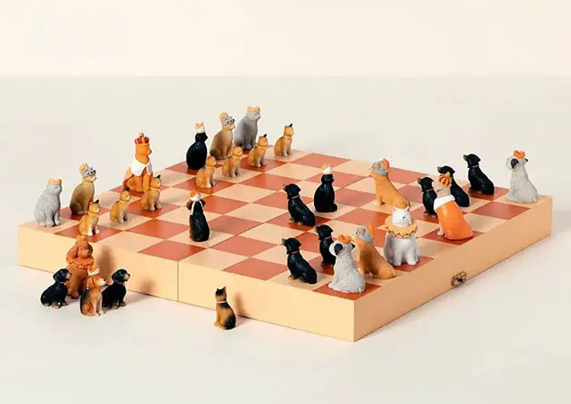 Like Cats and Dogs: A Chess Fight - SparkChess