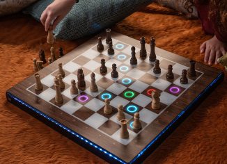 GoChess Robotic Chess Board with AI Technology Connects You with Players All Around The World