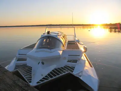 Marion Hyper-Sub, a Revolutionary Submersible Powerboat