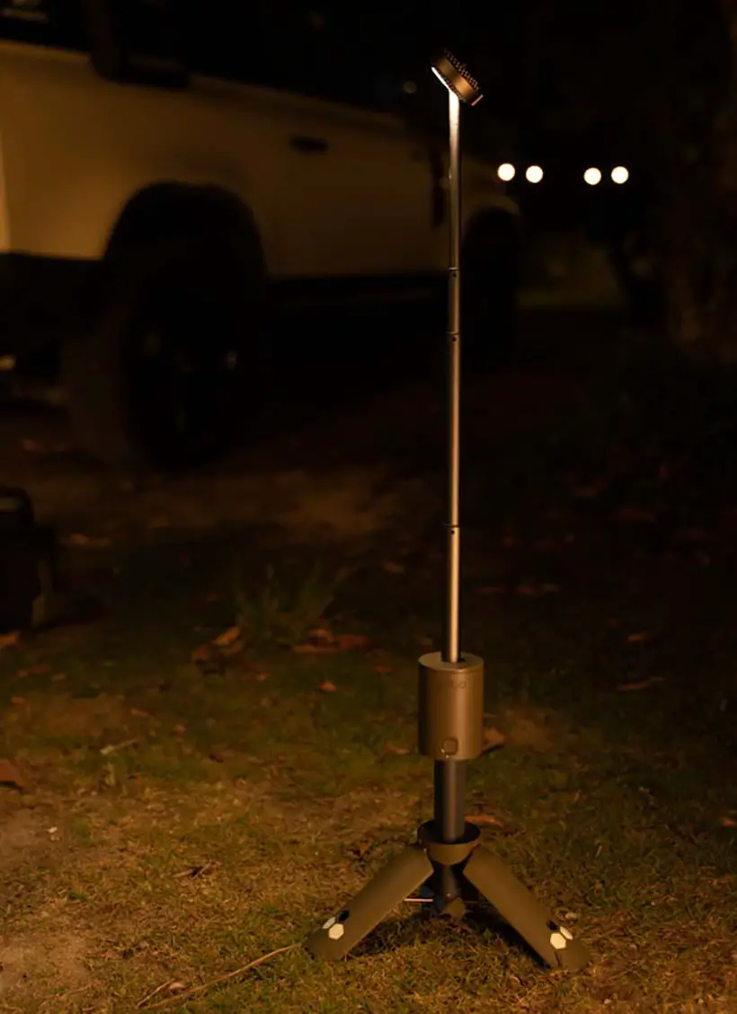 ouTask Telescopic Lantern Can Be Extended Up To 1-Meter Tall - Tuvie Design