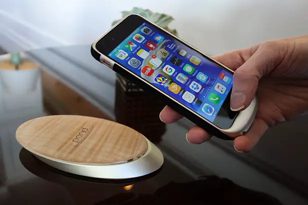 Pond Wireless Charging Devices : Valet, Ripple, and Stream - Tuvie Design