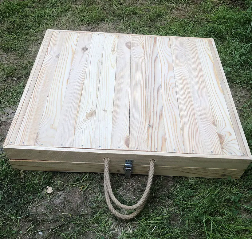 Portable picnic table wood