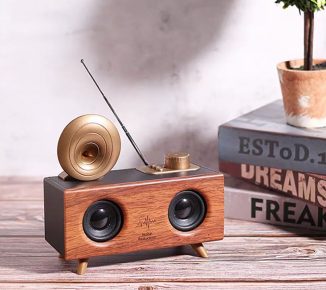 Retro Chic Wireless Wooden Bluetooth Speaker with FM Radio