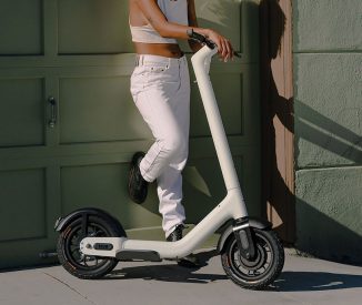 Taur Electric Road Scooter Provides Better Stability and Range as Personal Urban Vehicle