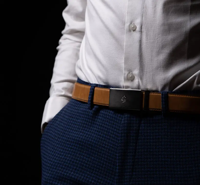 Tech Belt Allows You to Adjust Discreetly With a Simple Press of a ...